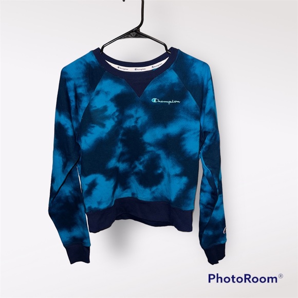 Champion Sweaters - Champion Blue Tie Dye Cropped Crew Neck Sweater Size Small